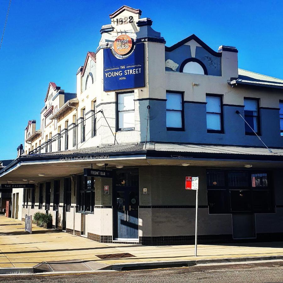 The Young Street Hotel Carrington 외부 사진
